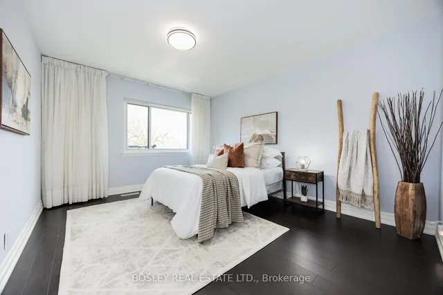 Additional property image - 4357 Bloor St Unit 16