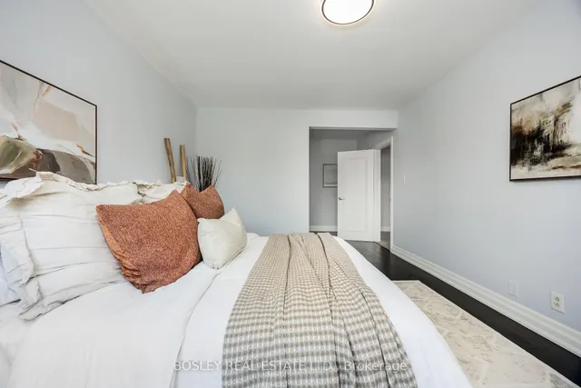 Additional property image - 4357 Bloor St Unit 16