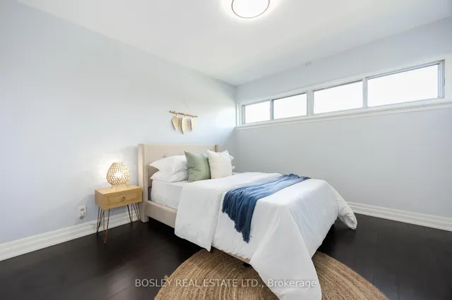 Additional property image - 4357 Bloor St Unit 16