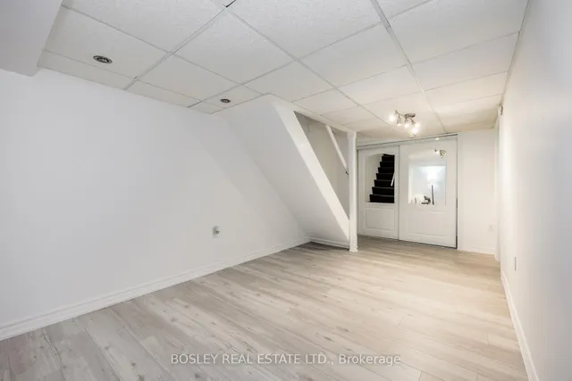 Additional property image - 4357 Bloor St Unit 16
