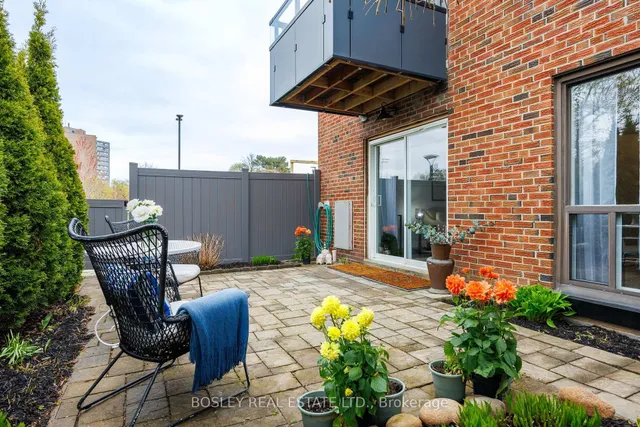 Additional property image - 4357 Bloor St Unit 16