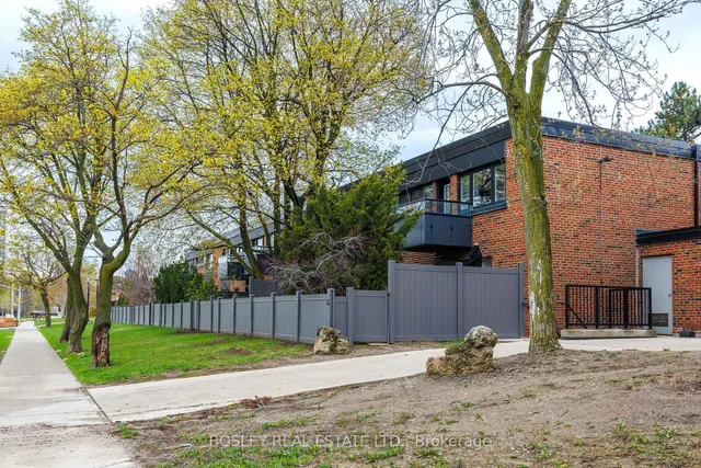 Additional property image - 4357 Bloor St Unit 16