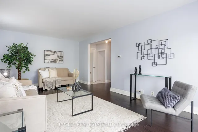 Additional property image - 4357 Bloor St Unit 16