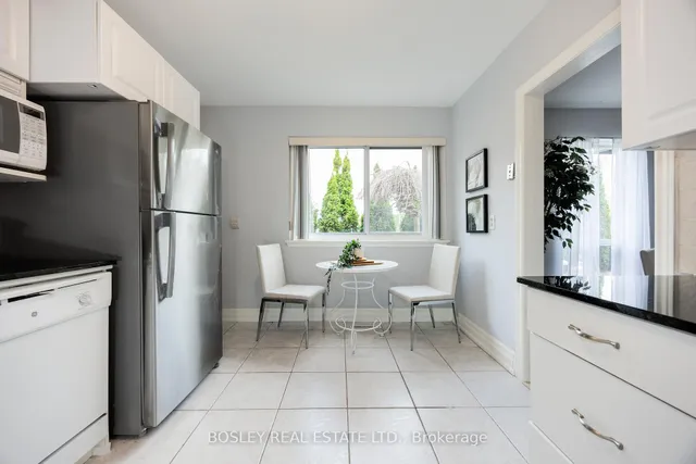 Additional property image - 4357 Bloor St Unit 16