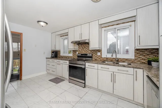 Additional property image - 30 Panda Lane