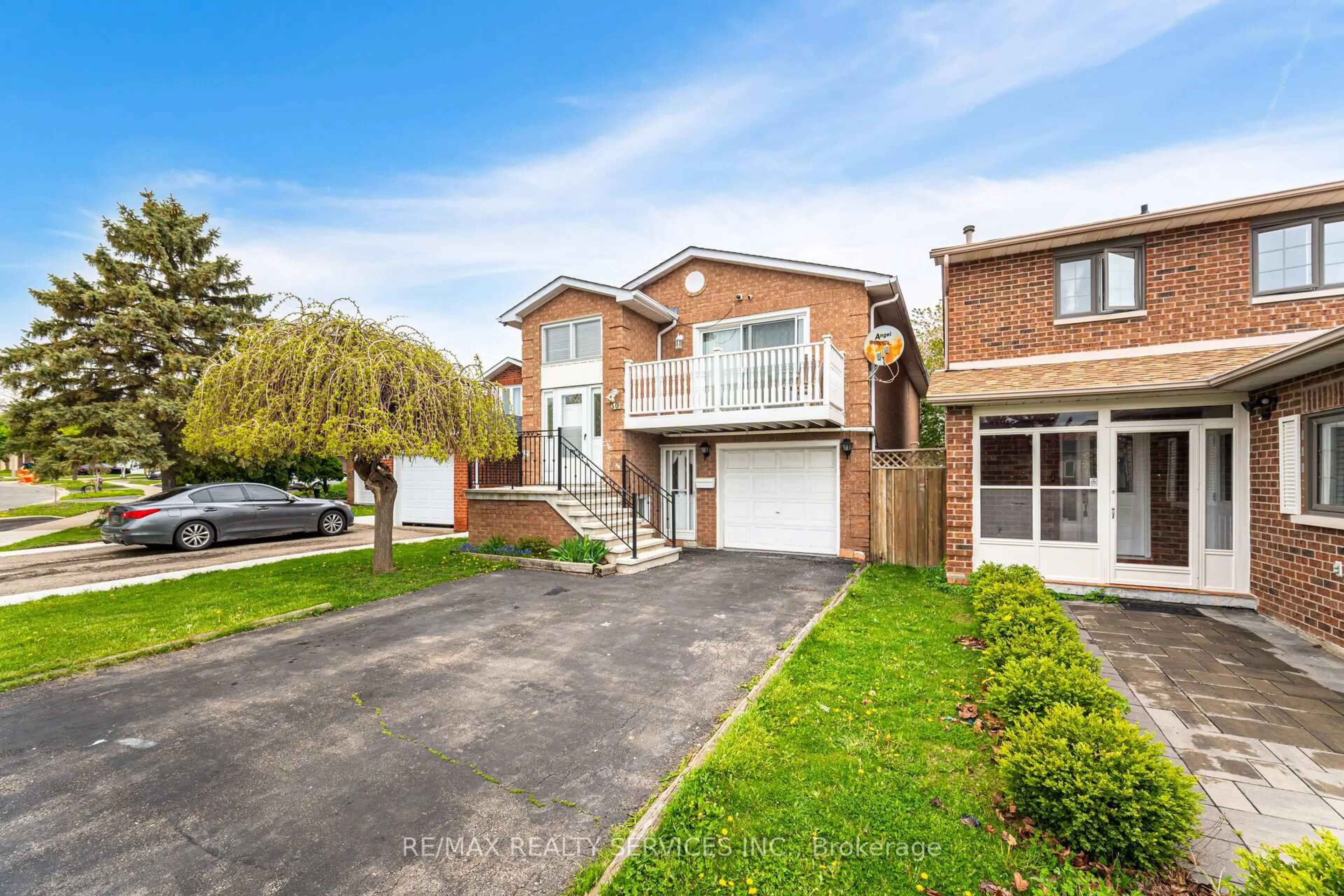 Home with brick exterior material, street for 30 Panda Lane, Brampton Ontario L6S 5B7