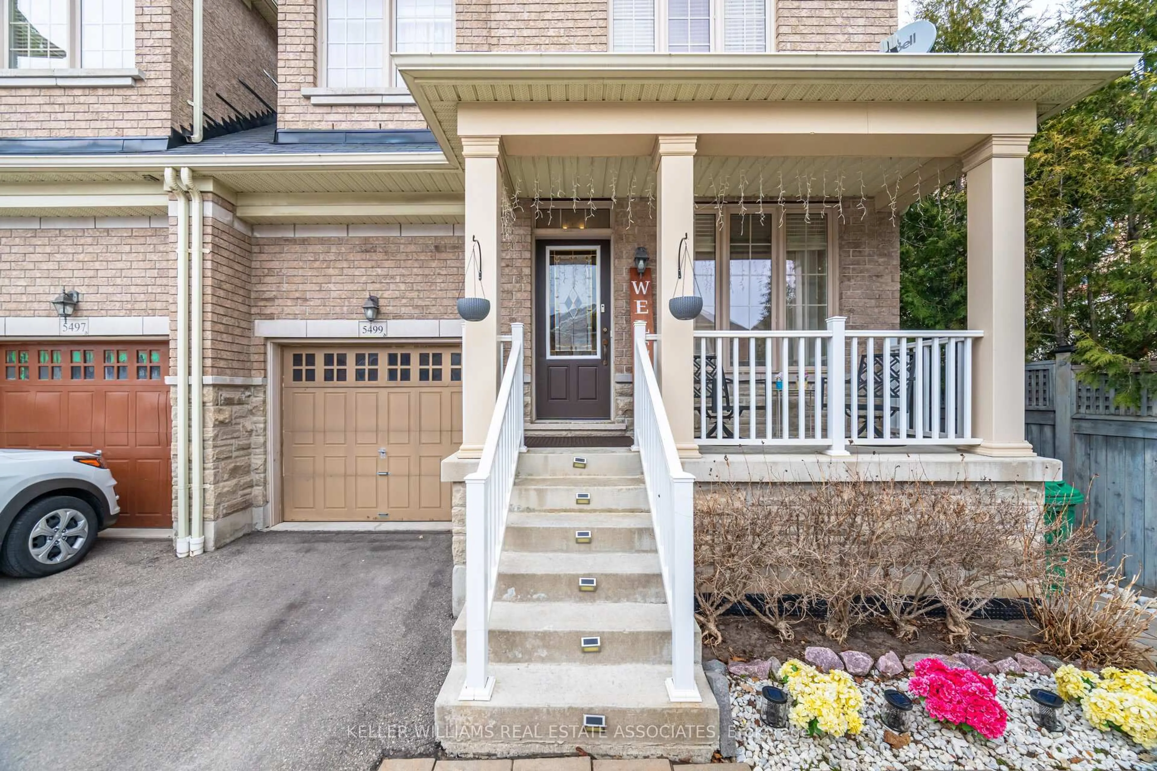 Home with brick exterior material, street for 5499 Fudge Terr, Mississauga Ontario L5M 0M9