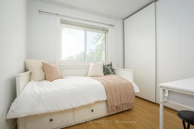 Additional property image - 1135 McCraney St Unit 6