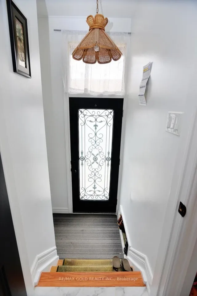 Additional property image - 96 Silverstone Dr