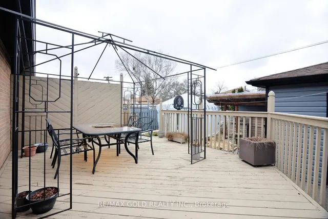 Additional property image - 96 Silverstone Dr