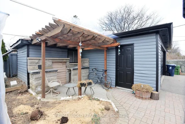Additional property image - 96 Silverstone Dr