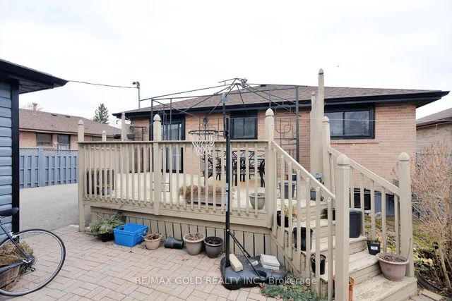Additional property image - 96 Silverstone Dr