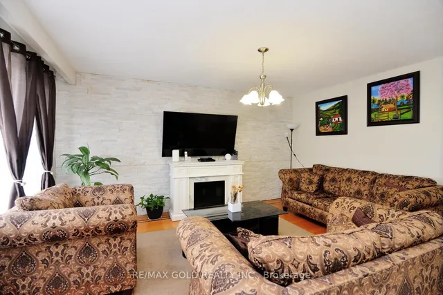 Additional property image - 96 Silverstone Dr