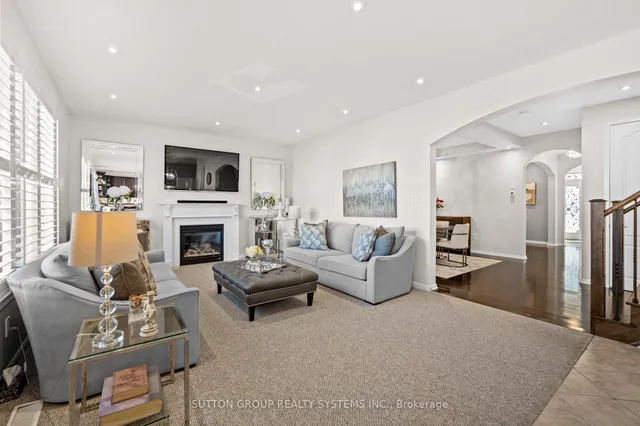 Additional property image - 925 Dice Way