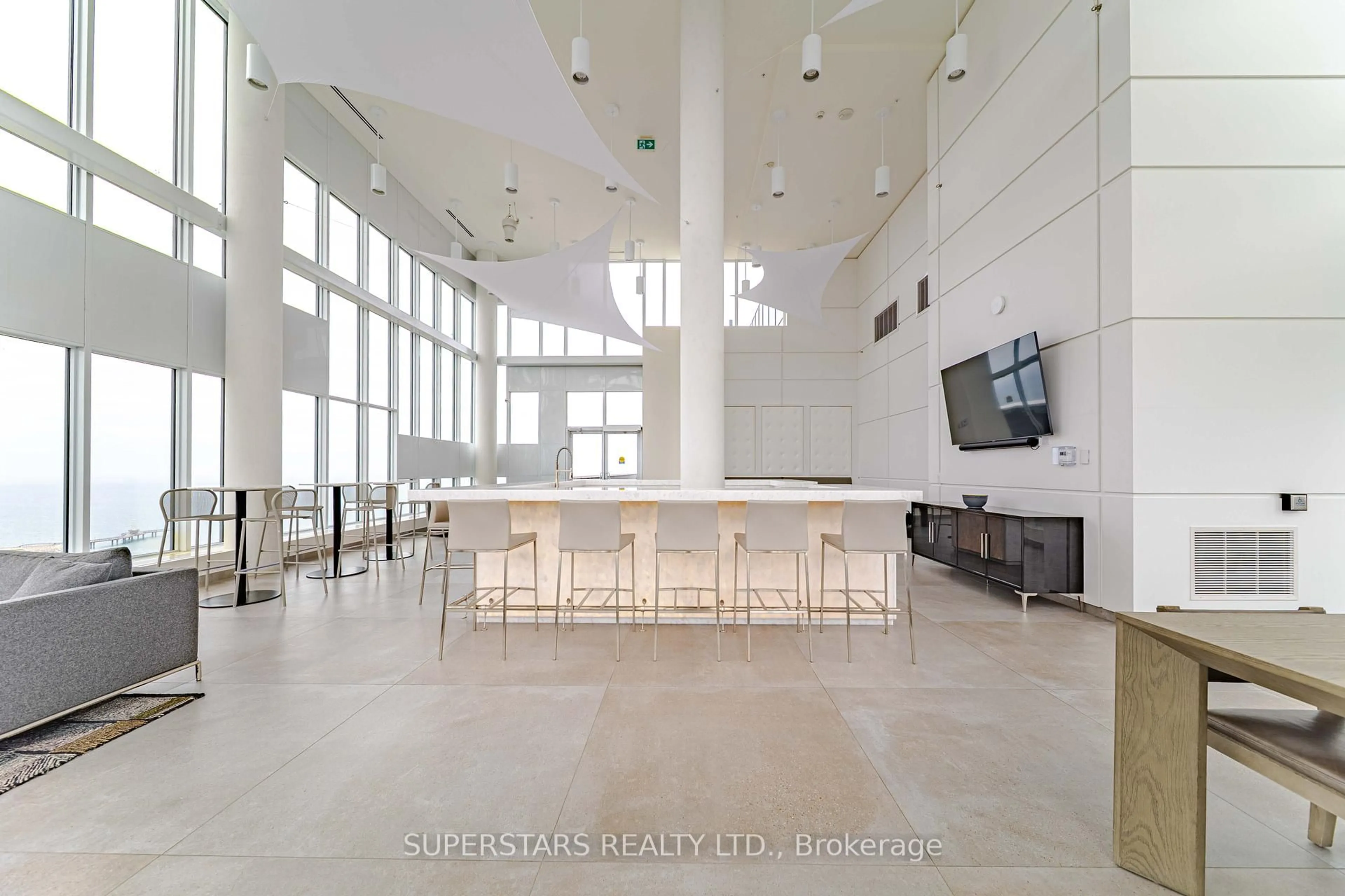 Lobby for 500 Brock Ave #1007, Burlington Ontario L7S 0A5