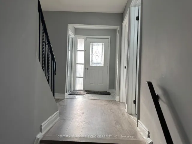 Additional property image - 6862 Darcel Ave