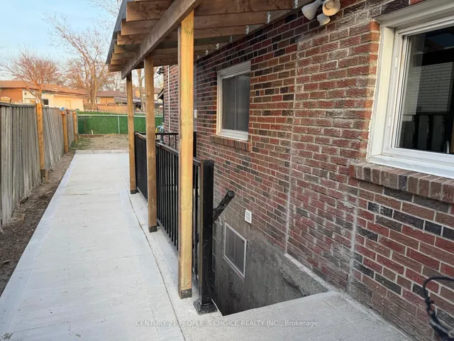 Additional property image - 6862 Darcel Ave