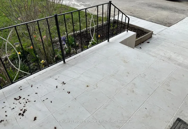 Additional property image - 6862 Darcel Ave