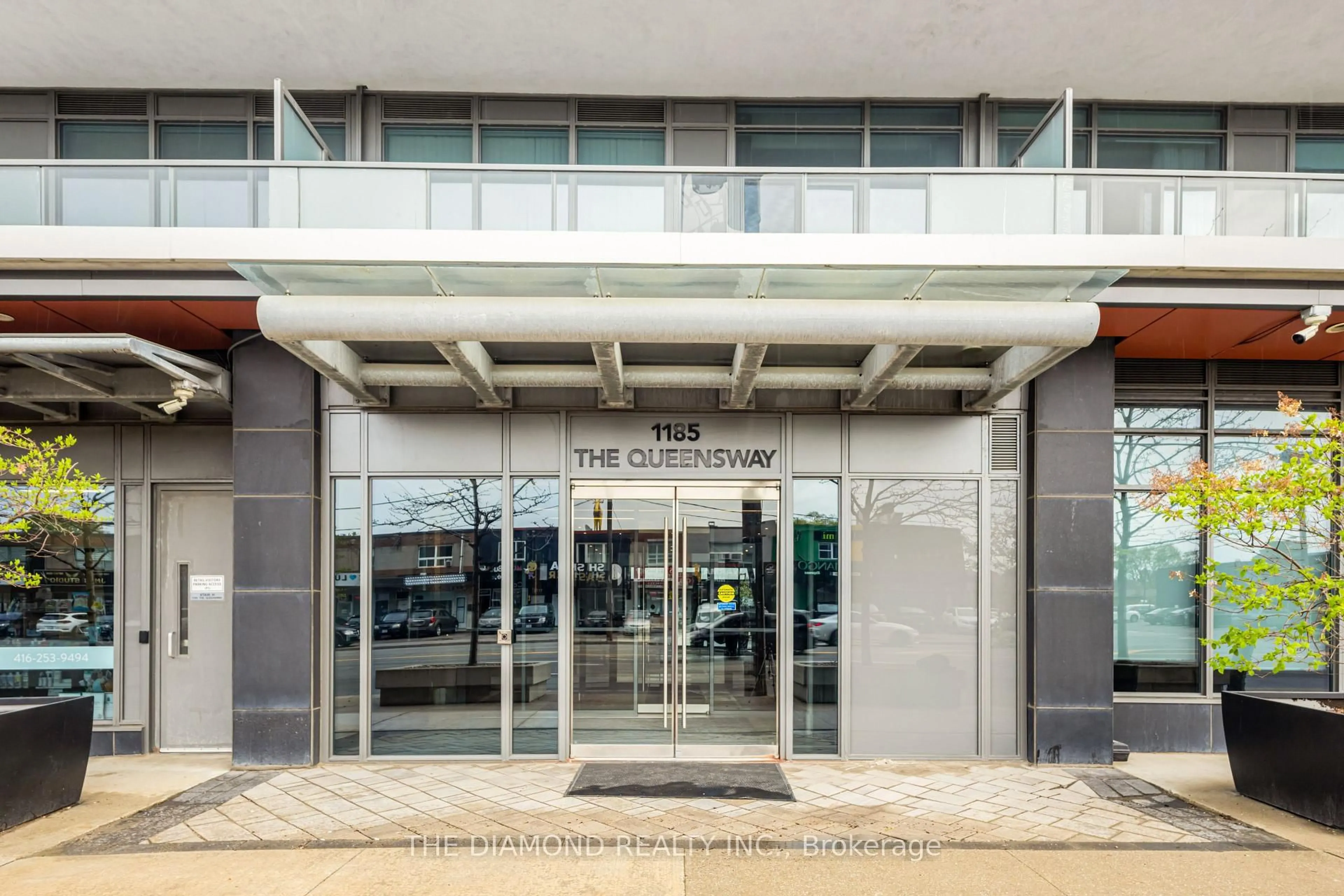 Indoor foyer for 1185 The Queensway N/A #201, Toronto Ontario M8Z 0C6