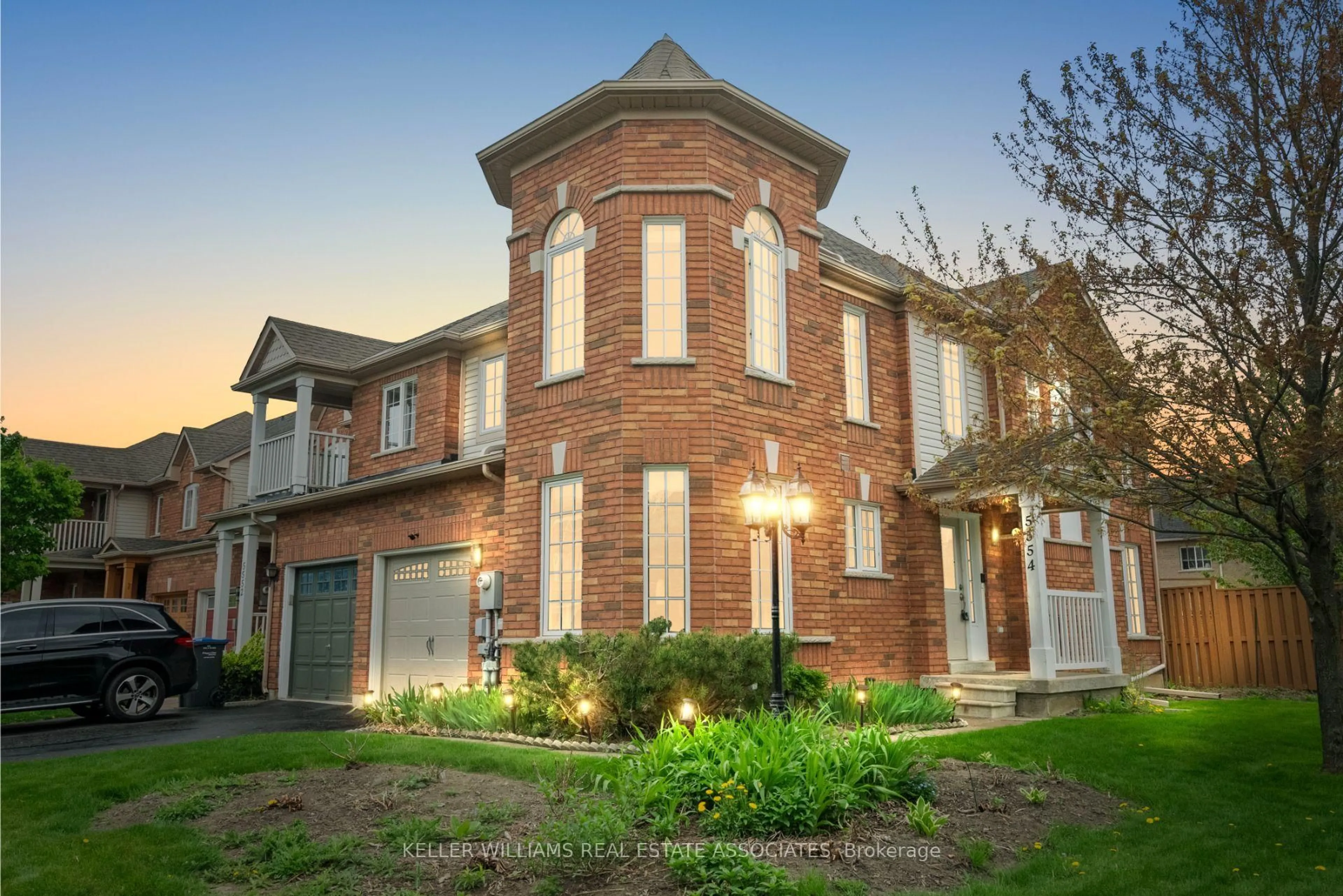 Home with brick exterior material, street for 5554 Linwell Pl, Mississauga Ontario L5M 6L7