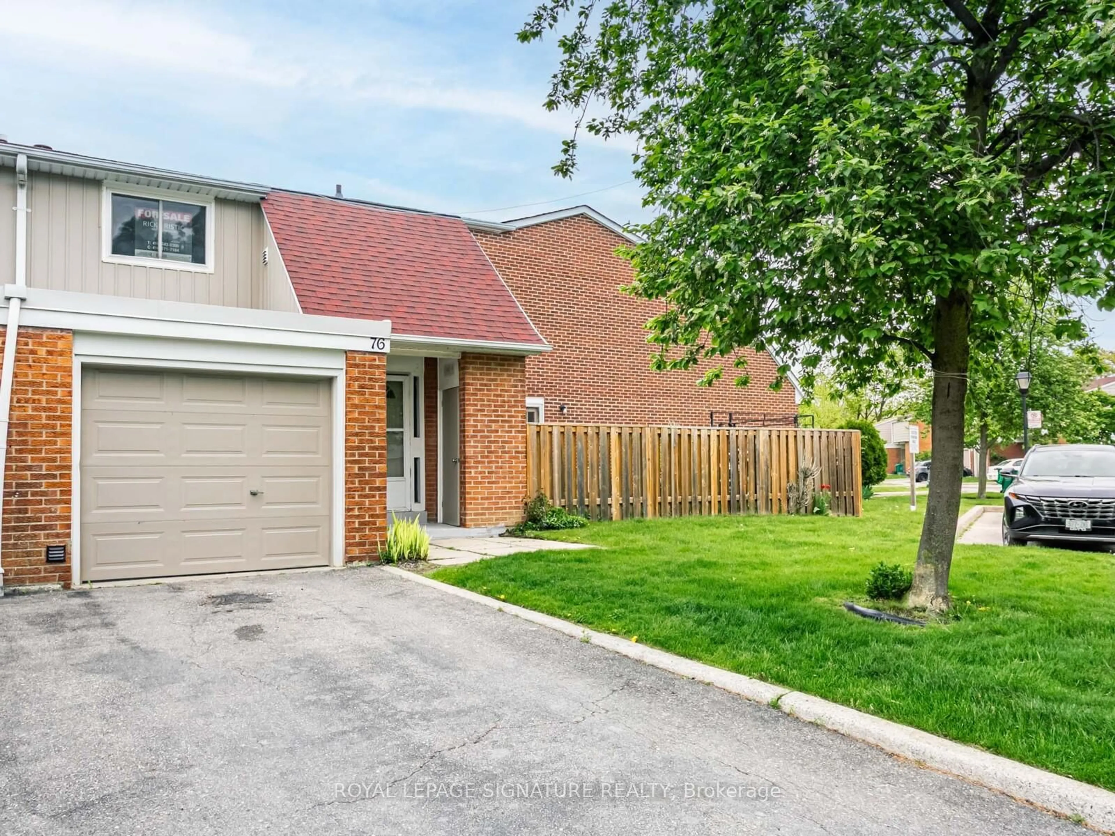 Home with brick exterior material, street for 215 Mississauga Valley Blvd #76, Mississauga Ontario L5A 1Y7