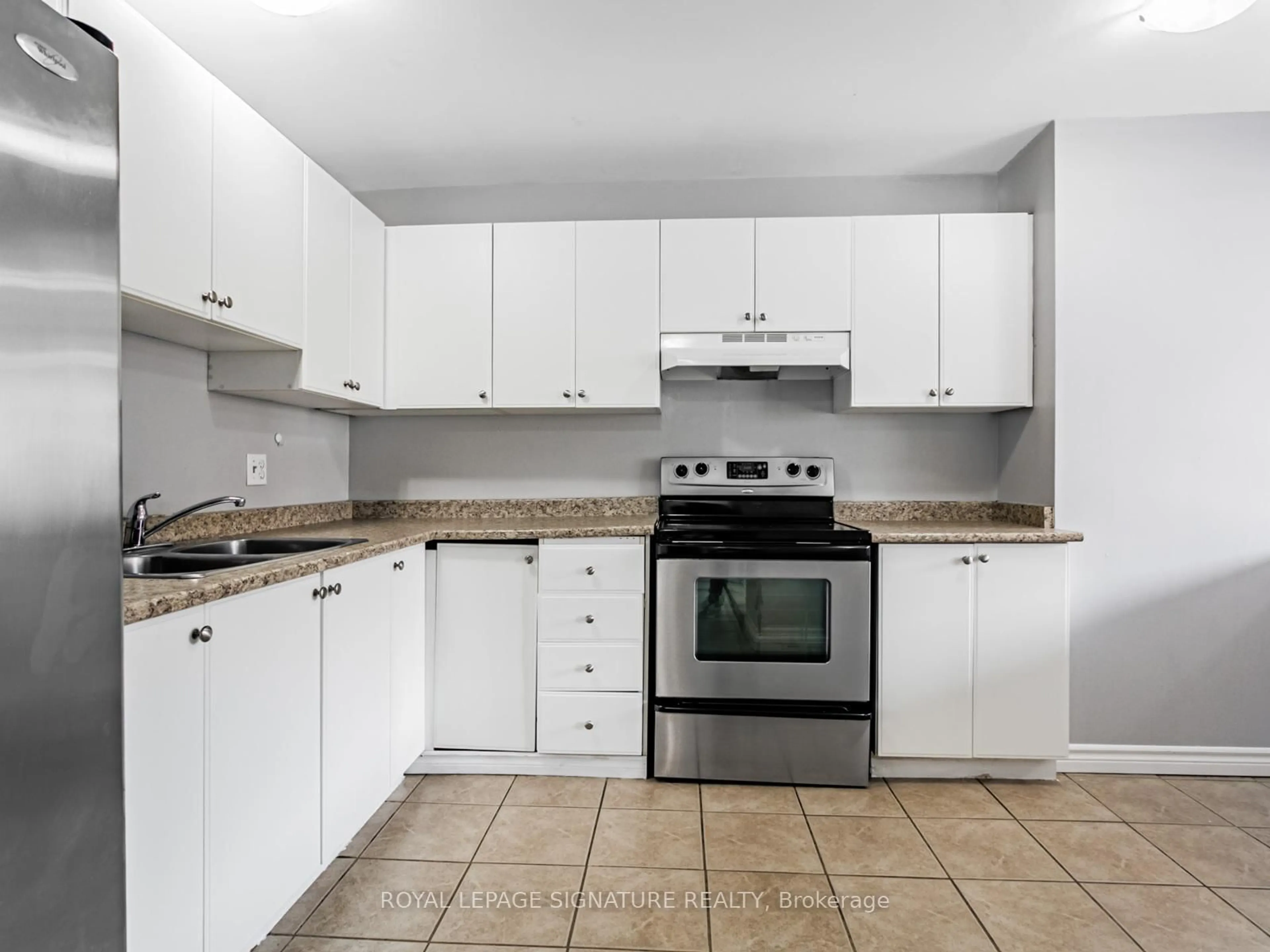 Standard kitchen, unknown for 215 Mississauga Valley Blvd #76, Mississauga Ontario L5A 1Y7