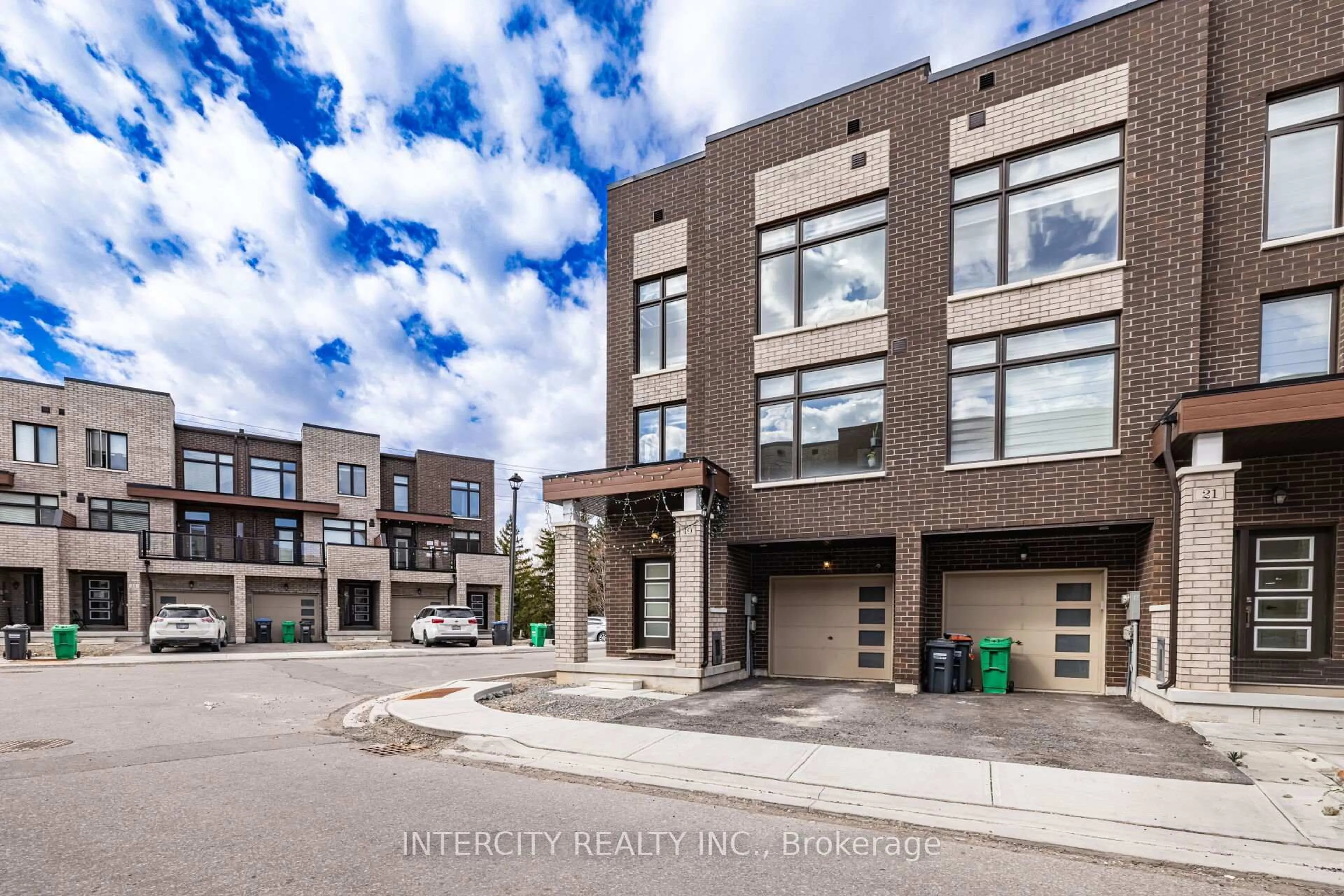 Unknown for 19 Queenpost Dr, Brampton Ontario L6X 0B2