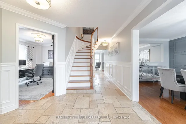 Additional property image - 657 Savoy Cres