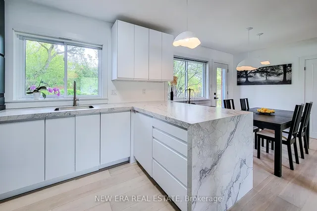 Additional property image - 5322 Windermere Dr