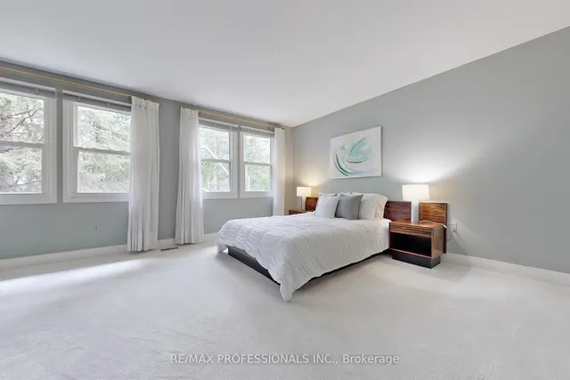 Additional property image - 65 Tamarack Circ