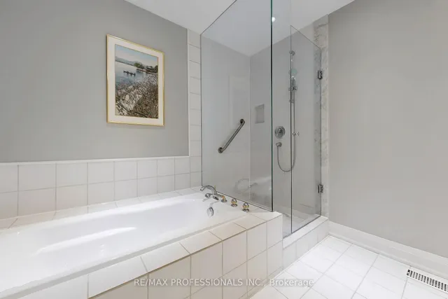 Additional property image - 65 Tamarack Circ
