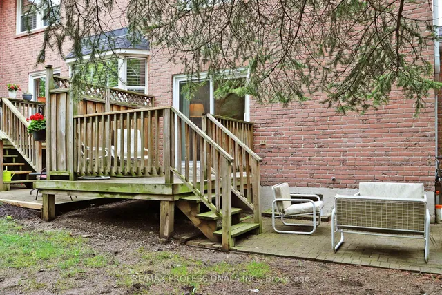 Additional property image - 65 Tamarack Circ