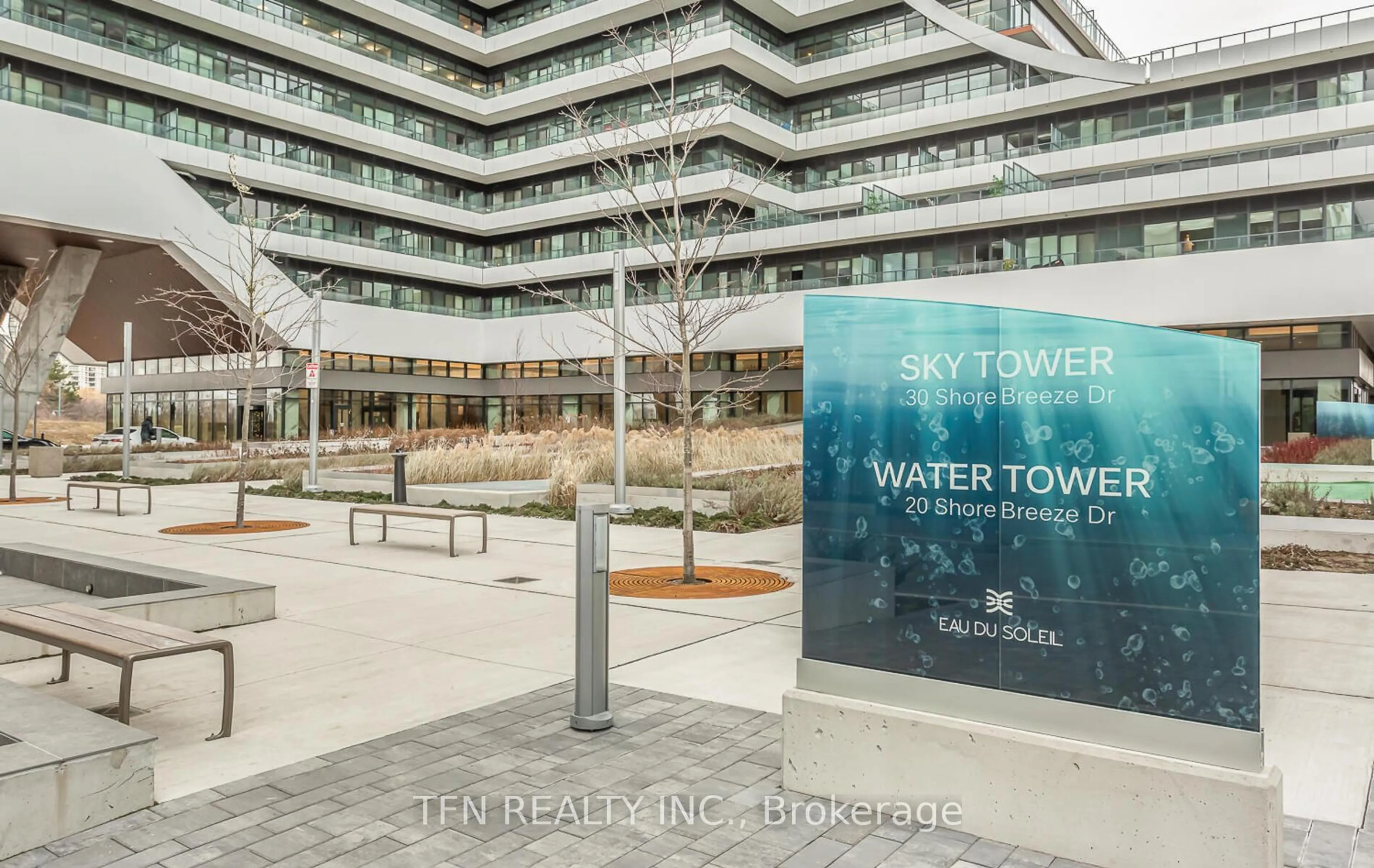 Indoor foyer for 30 Shore Breeze Dr #2213, Toronto Ontario M8V 0J1