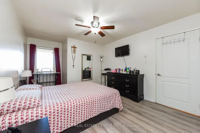 Additional property image - 7405 Goreway Dr Unit 520