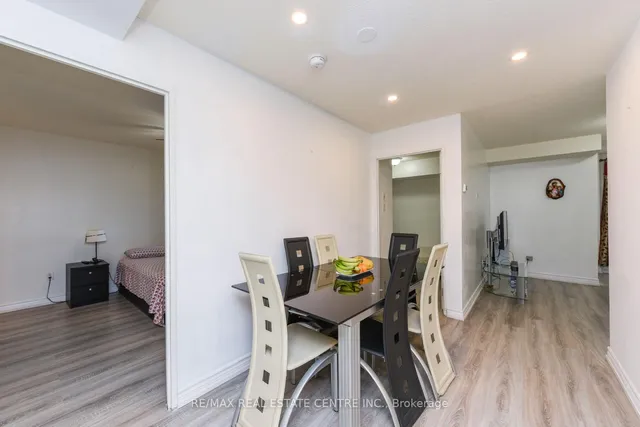 Additional property image - 7405 Goreway Dr Unit 520
