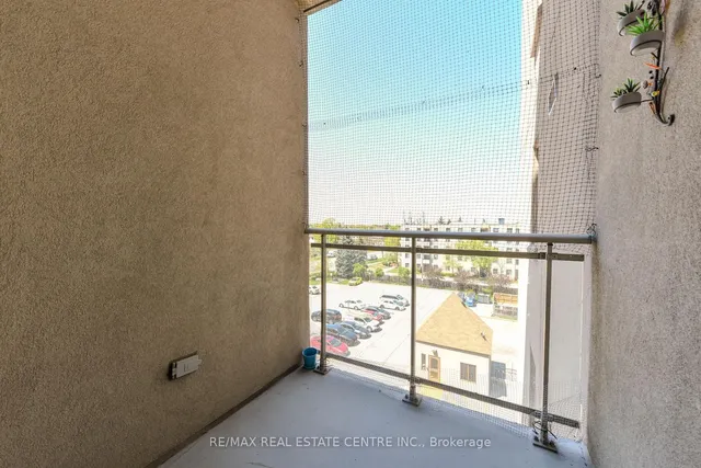 Additional property image - 7405 Goreway Dr Unit 520