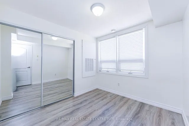 Additional property image - 7405 Goreway Dr Unit 520