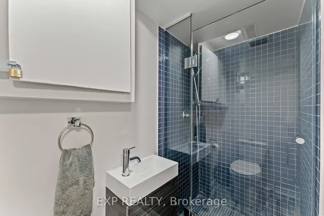 Additional property image - 380 Woodlawn Cres