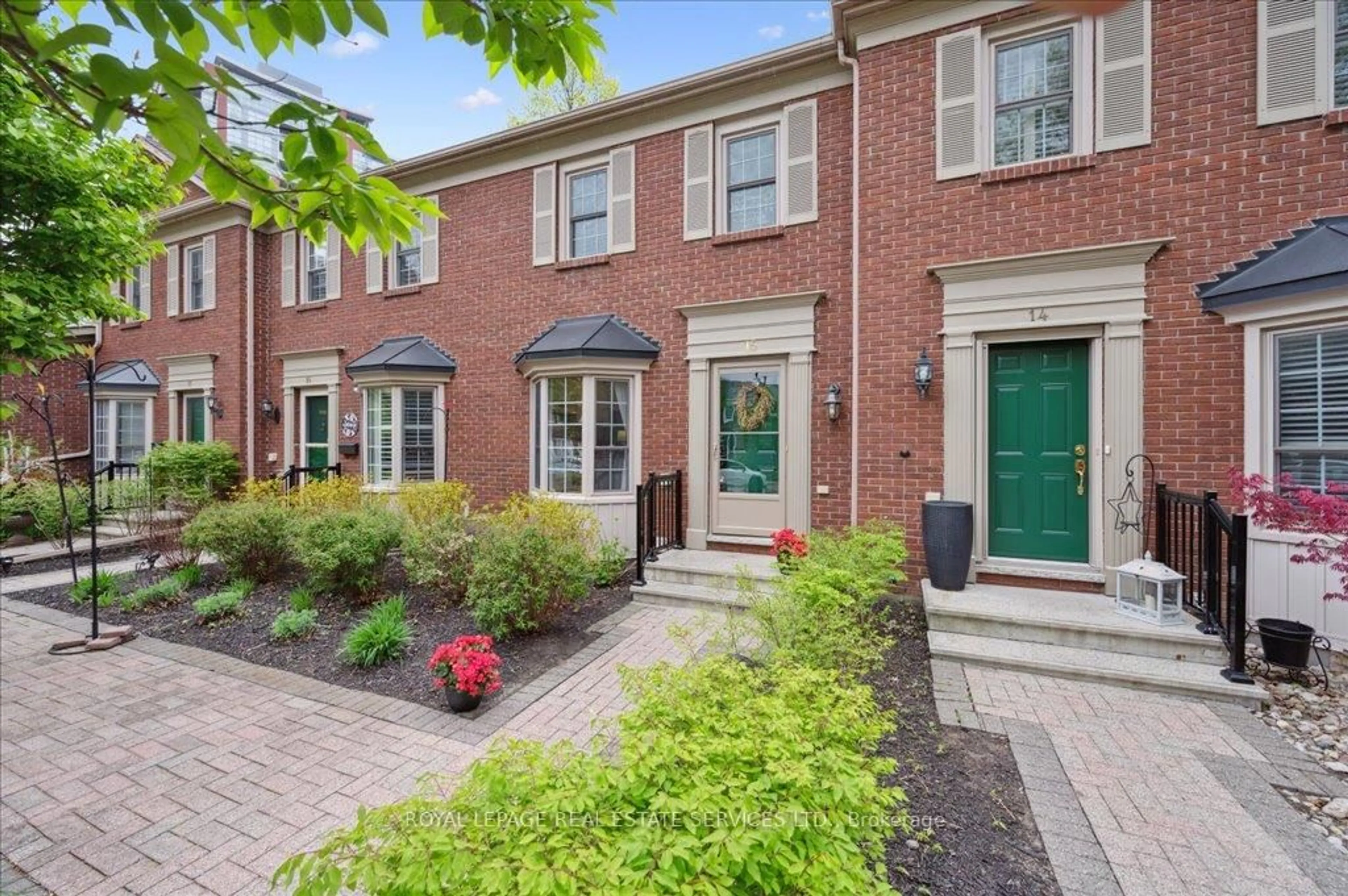 Home with brick exterior material, street for 1275 Maple Crossing Blvd #15, Burlington Ontario L7S 2E8