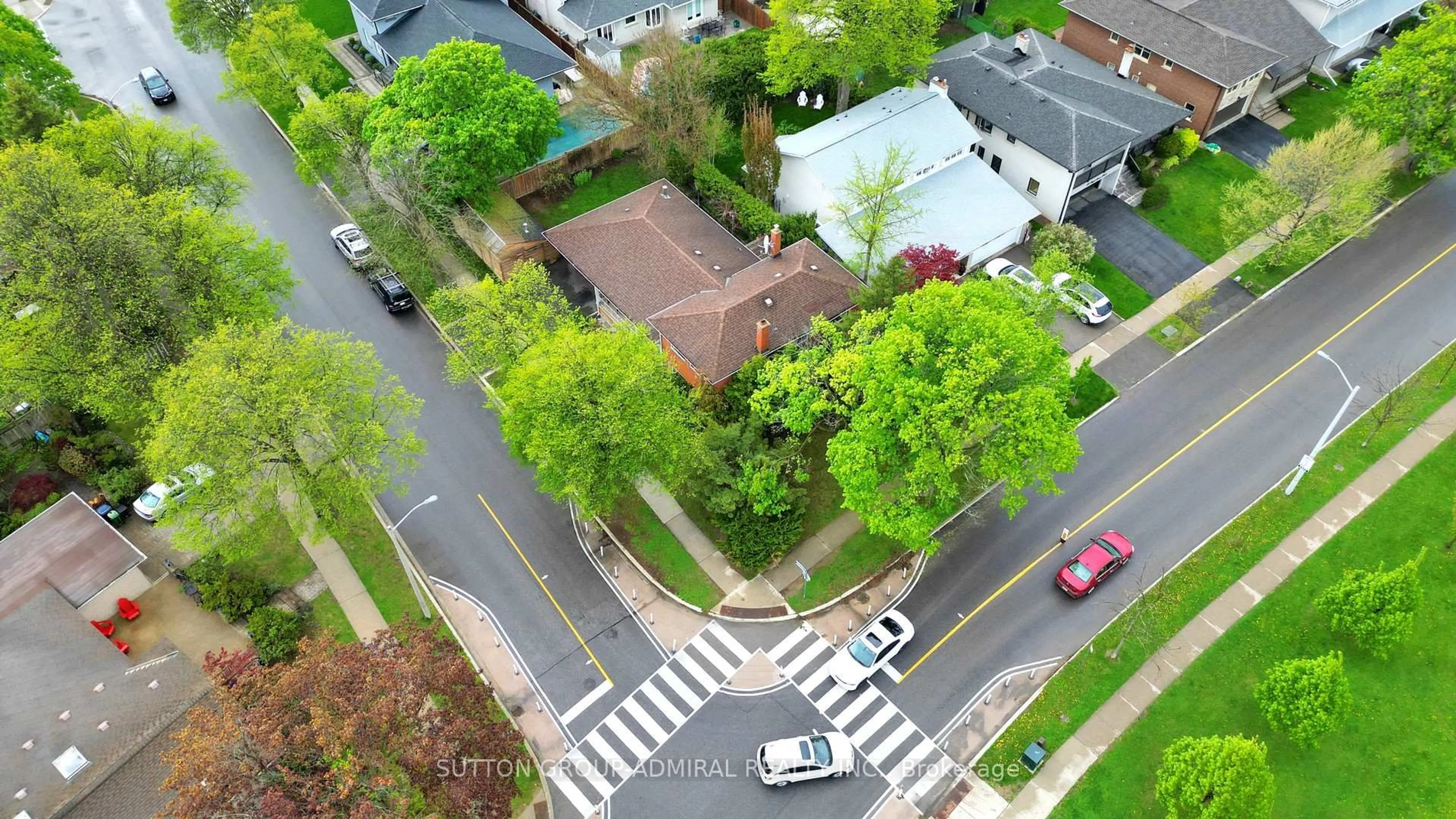 A pic from outside/outdoor area/front of a property/back of a property/a pic from drone, street for 2 Winterton Dr, Toronto Ontario M9B 3G5