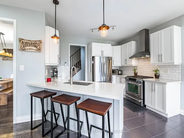Additional property image - 3 Arkwright Dr