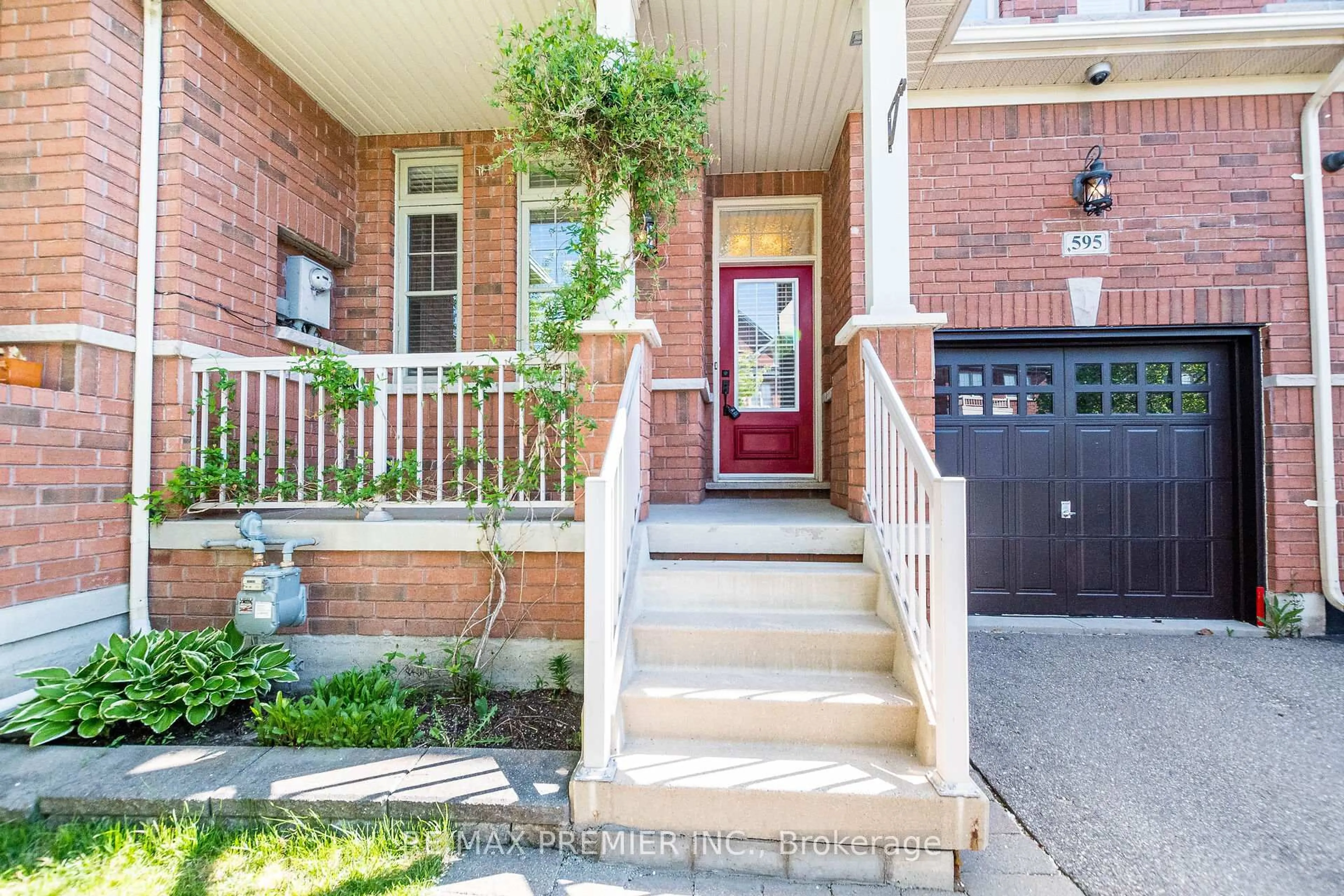 Home with brick exterior material, street for 595 Grant Way, Milton Ontario L9T 0W1