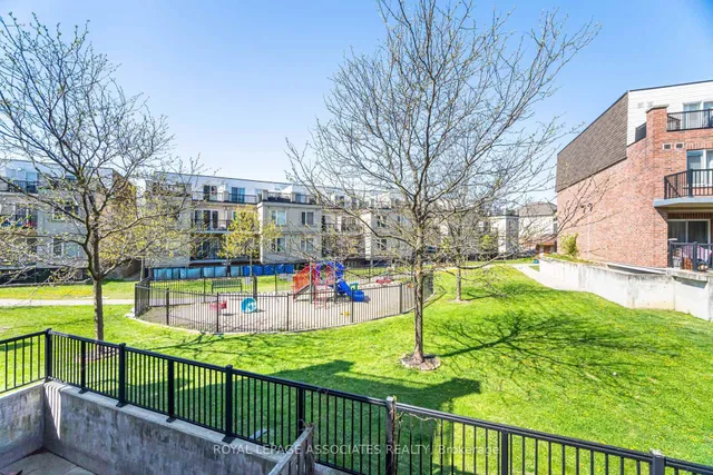 Additional property image - 3043 Finch Ave Unit 2042