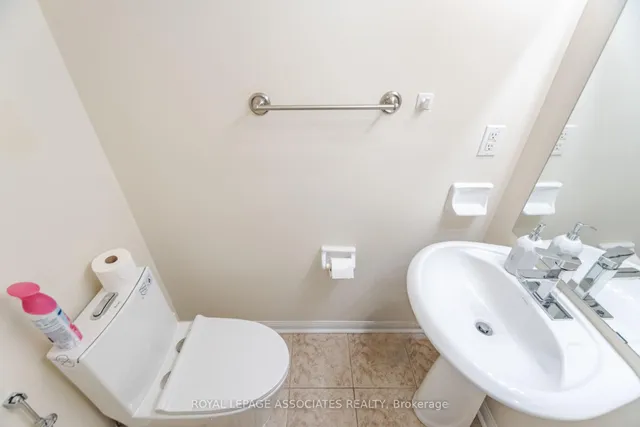 Additional property image - 3043 Finch Ave Unit 2042