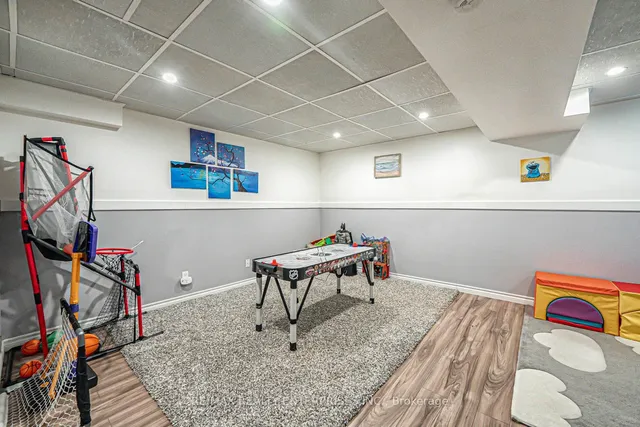 Additional property image - 817 Merritt Dr