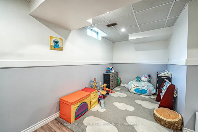 Additional property image - 817 Merritt Dr