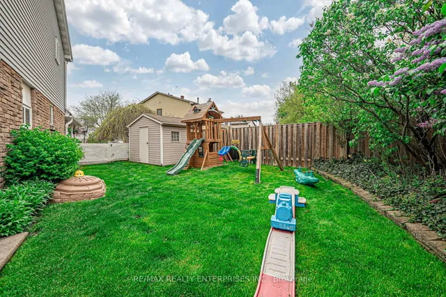 Additional property image - 817 Merritt Dr