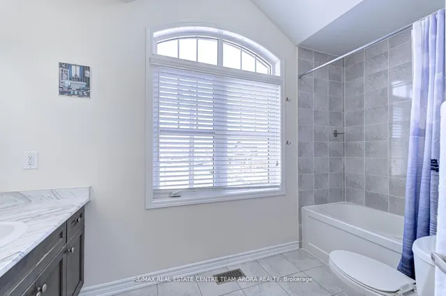 Additional property image - 9 Bannister Cres
