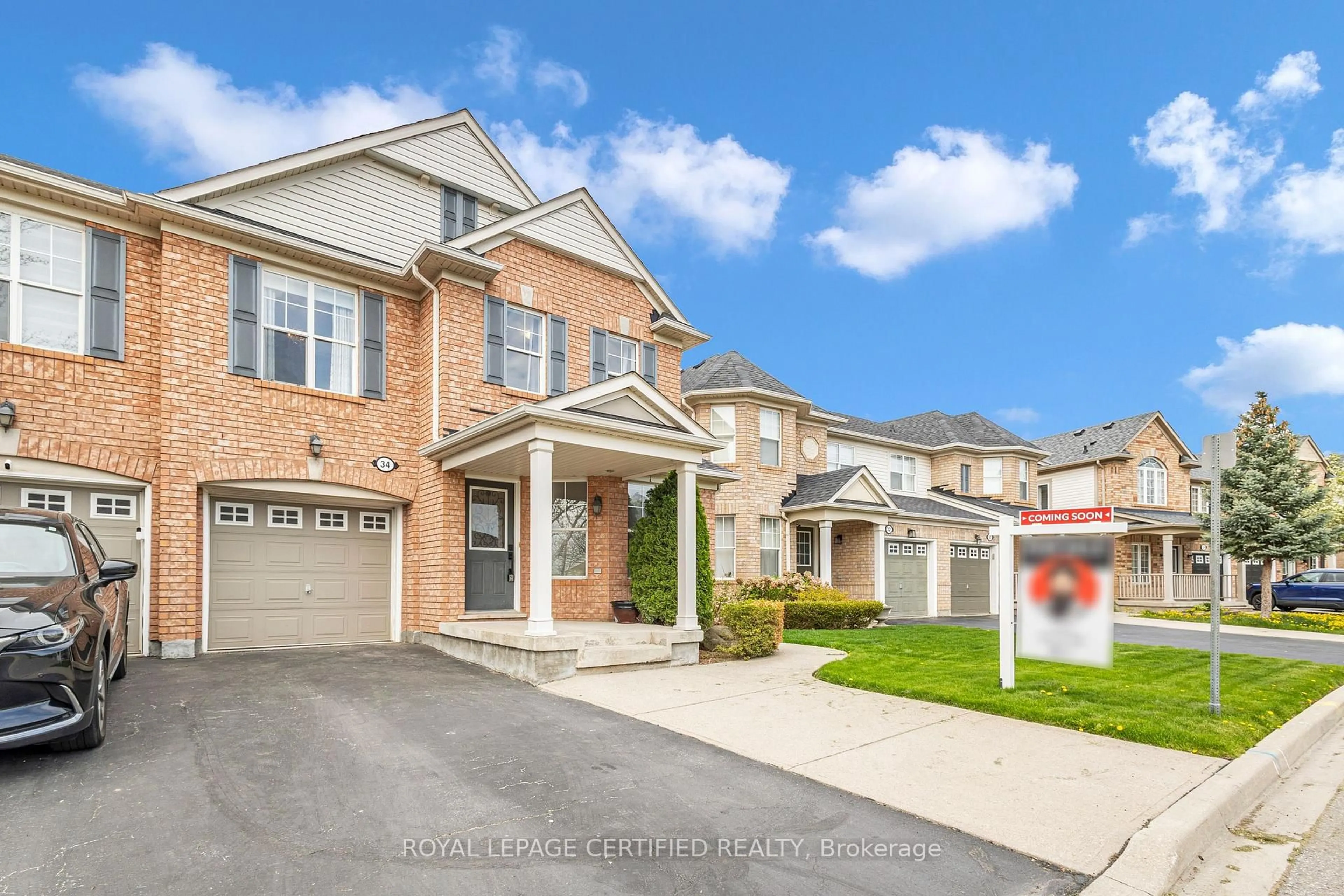 Home with brick exterior material, street for 34 Tawnie Cres, Brampton Ontario L6X 0L7