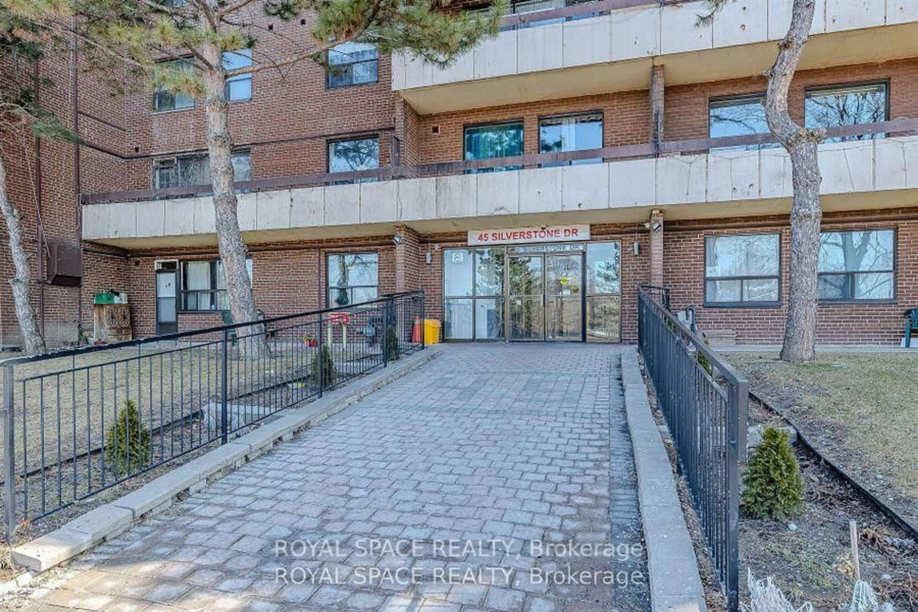 Unknown for 45 Silverstone Dr #1009, Toronto Ontario M9V 4B1